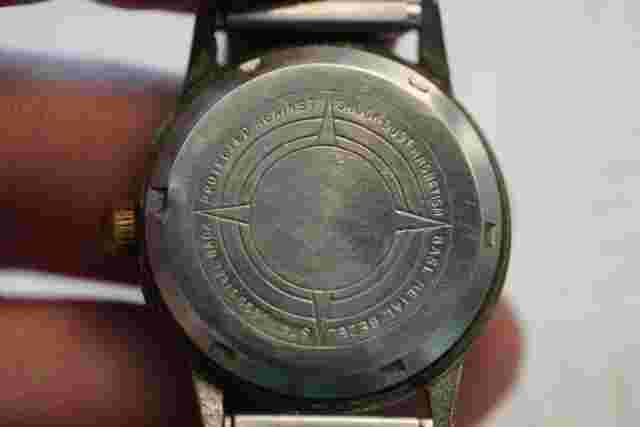 LE GRAN 17 JEWELS VINTAGE WRIST WATCH St 92 Read Parts/working E5.6