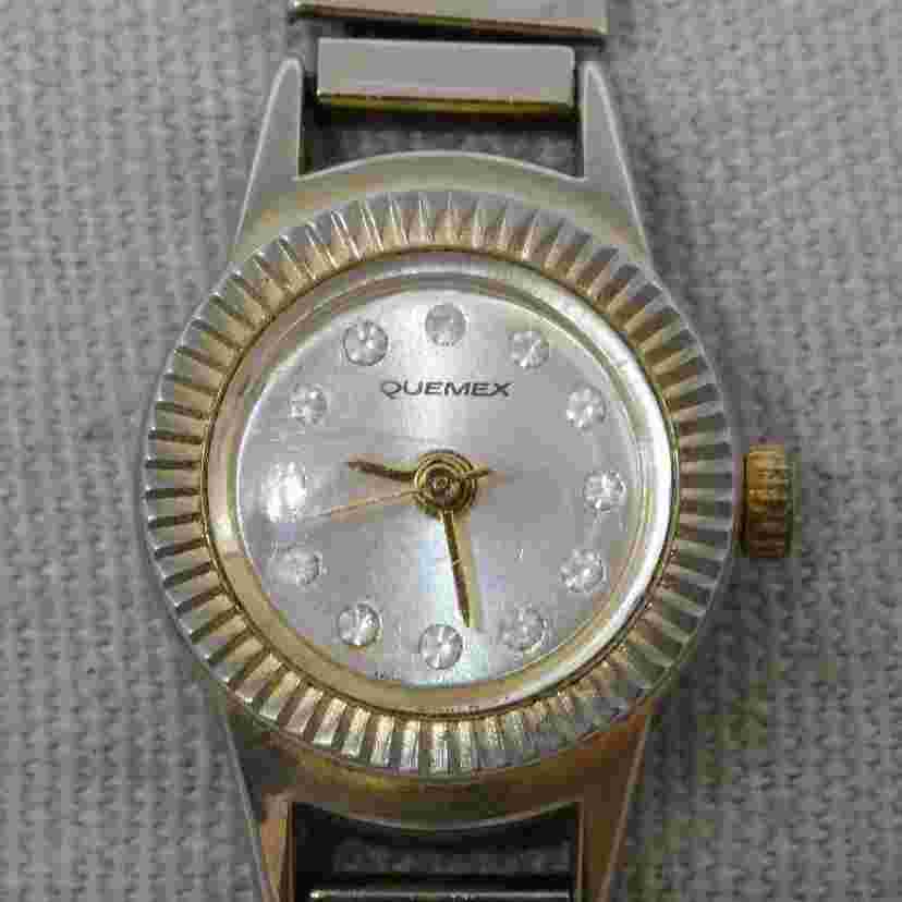 Vintage Quemex Two Tone Wind-up Quartz Analog Women's Watch