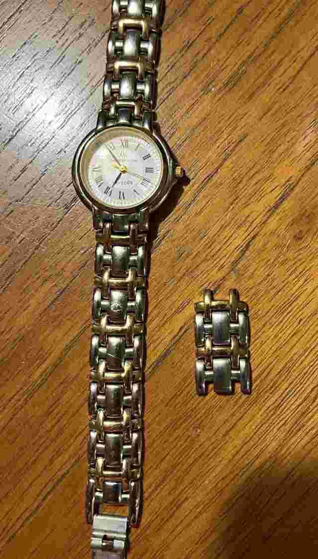 Claude Valentini Ladies La Zoer 18ct Gold Plated Watch L281061ZR.