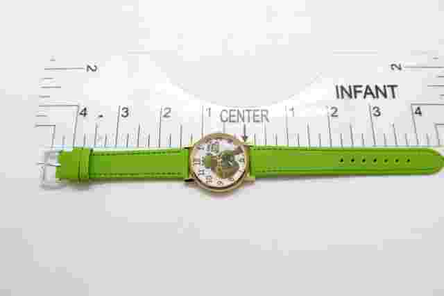 KERMIT THE FROG Quartz "Easy Being Green" 33mm Unisex RARE CHARACTER WATCH M-32