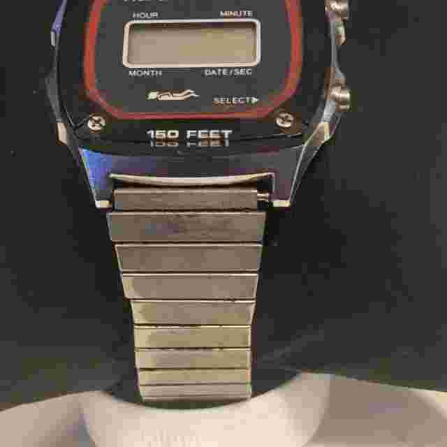 Advance LCD Watch Needs Repair
