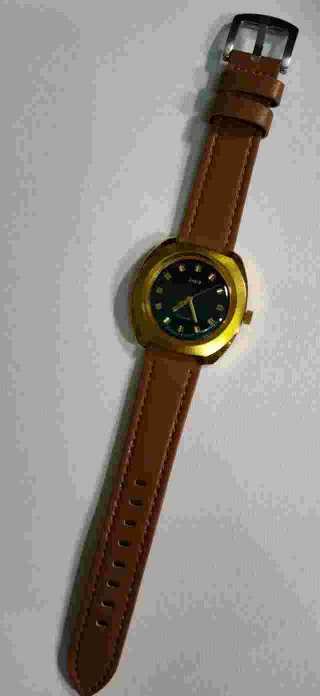 Vintage Mens ZARIA/ZARJA mechanical Russian Made in USSR Green Dial Wristwatch