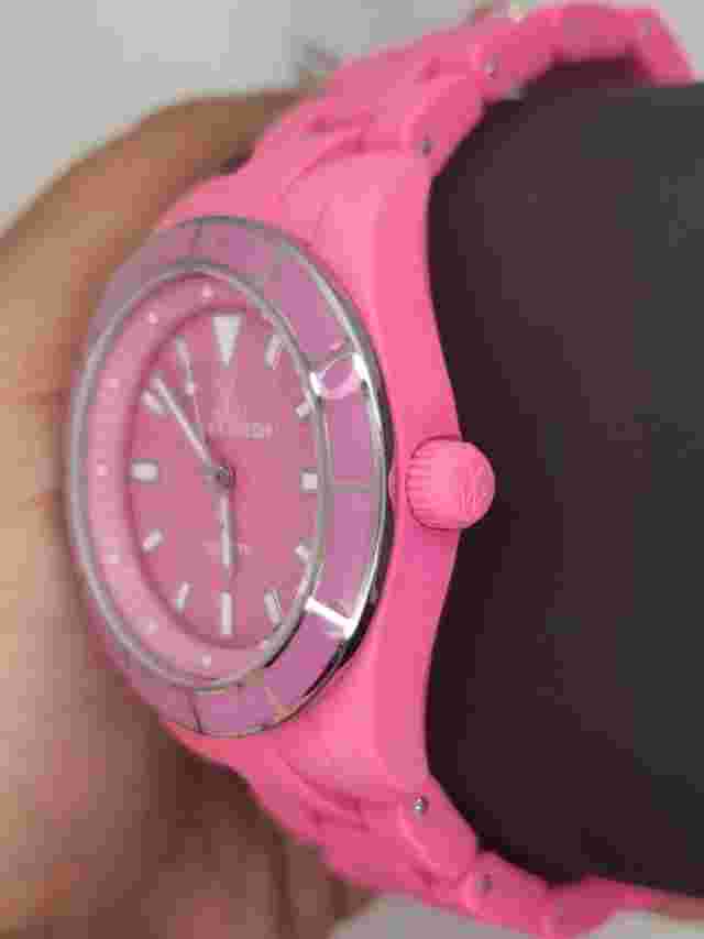ToyWatch VVE3PS Velvetty Pink Watch – Elegant and Lightweight – New