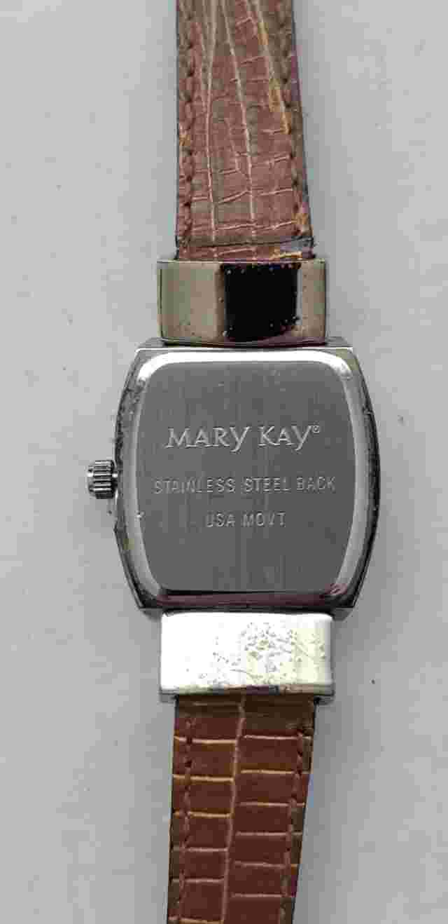 Mary Kay Ladies Watch. Leather Reversible Band Black/Brown. MOP Dial