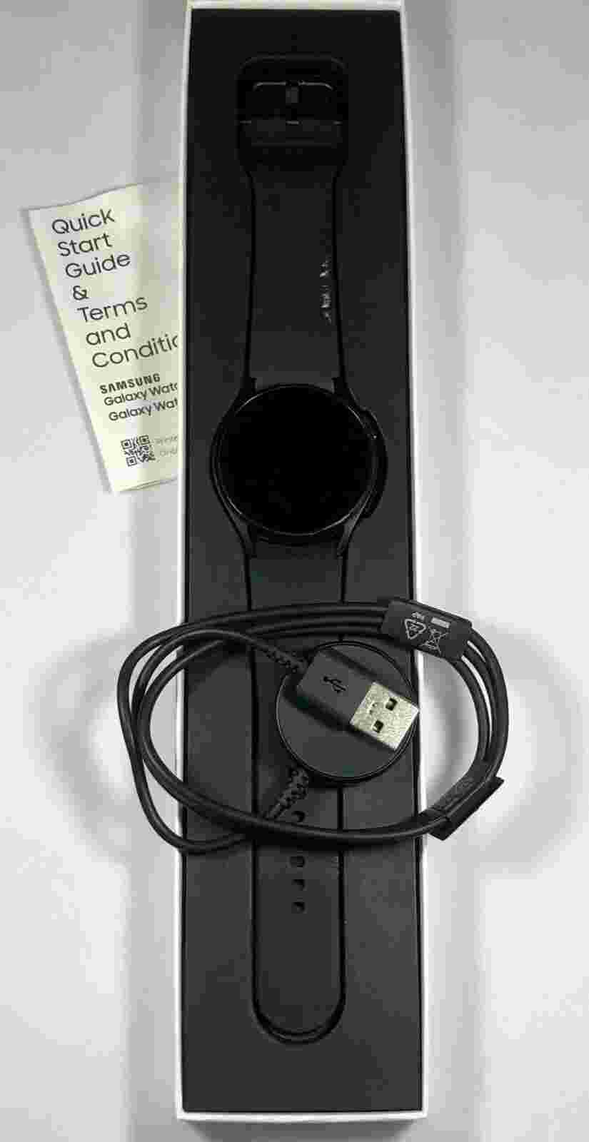 SAMSUNG Galaxy Watch4 40mm GPS Bluetooth WiFi RA65U Black Smart Watch OEM