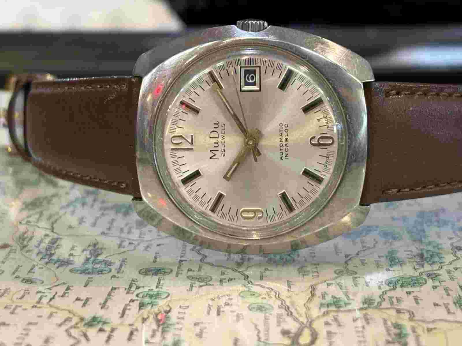Men’s Vintage Mudu Automatic Sunburst Date Function Cushion Stainless Watch