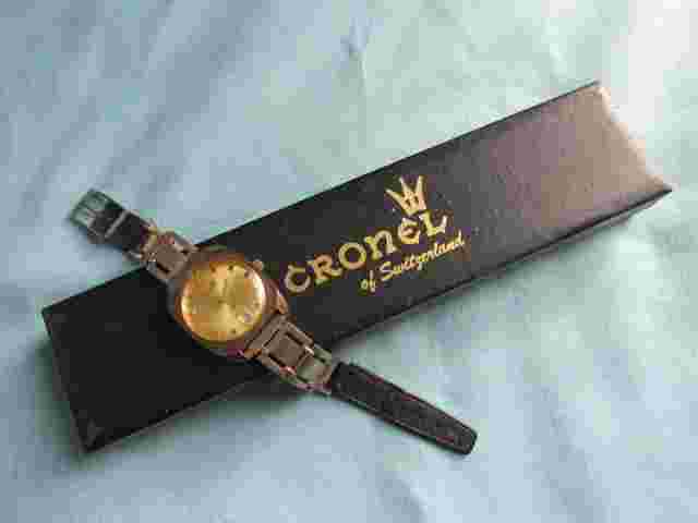 CRONEL 25 34mm Vintage Wristwatch. WORKS. With Orig. Box & Info. Swiss Made.