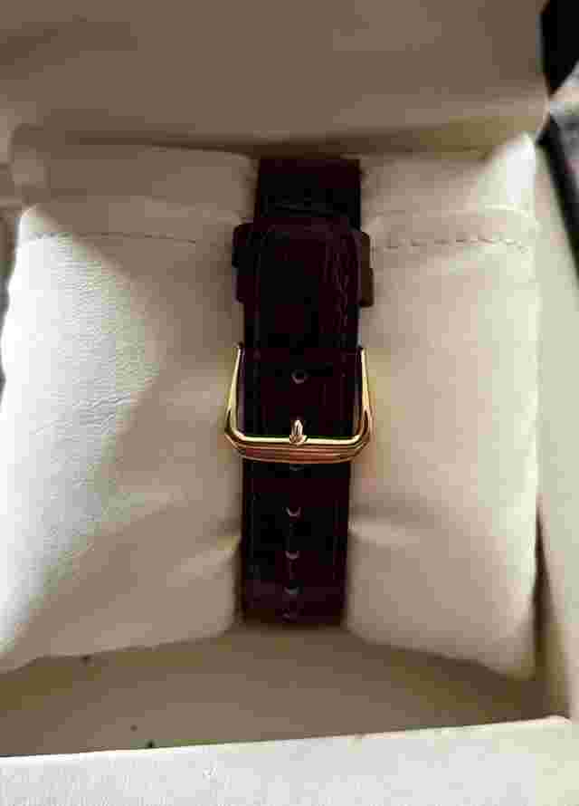 Women’s vintage Orvis wristwatch brown leather strap in original case