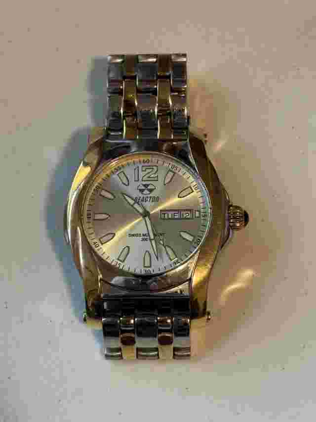 Reactor Curie Waterproof 200 M Swiss Movement Men’s Watches with Koozie can.