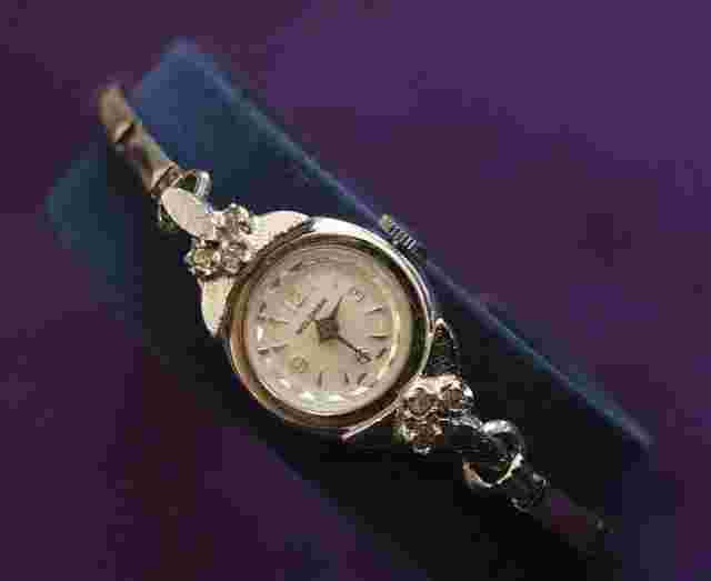 Beautiful Vintage Woldman Swiss Women's Wristwatch