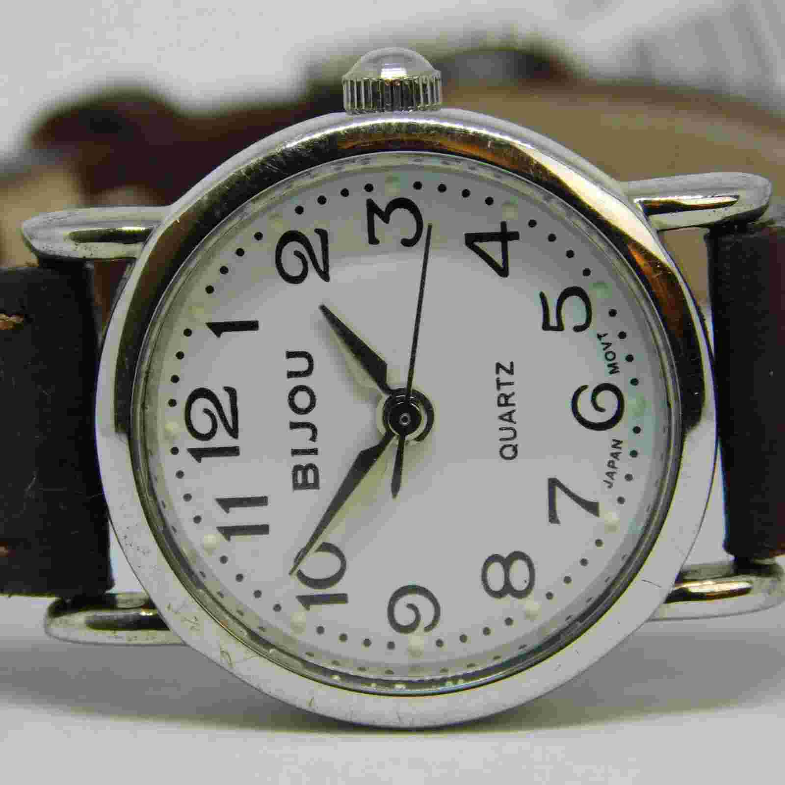 BIJOU Genuine Leather Quartz Analog Women's Watch New Battery