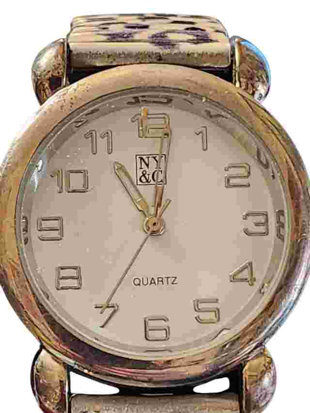 Vintage New York & Co. Quartz Silver Tone Animal Print Stretch Watch Y2K Retro