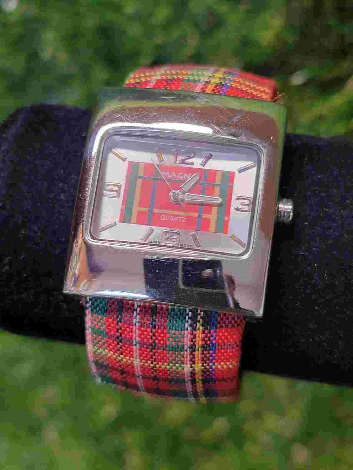 Rare vintage woman's plad magna watch  #882940