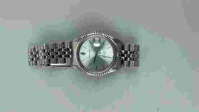 SANDOZ DATE 25 JEWELS AUTOMATIC MEN'S  WATCH - Vintage Item - WORKS