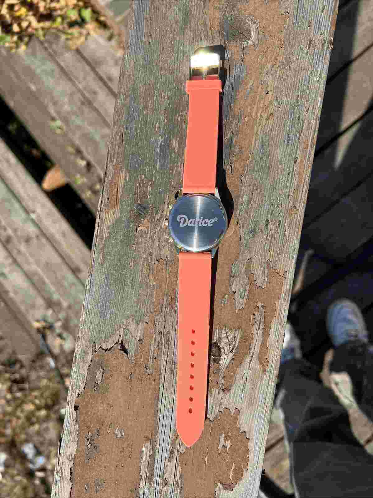 Darcie Women’s Peach Silicone Watch Knick In Paint