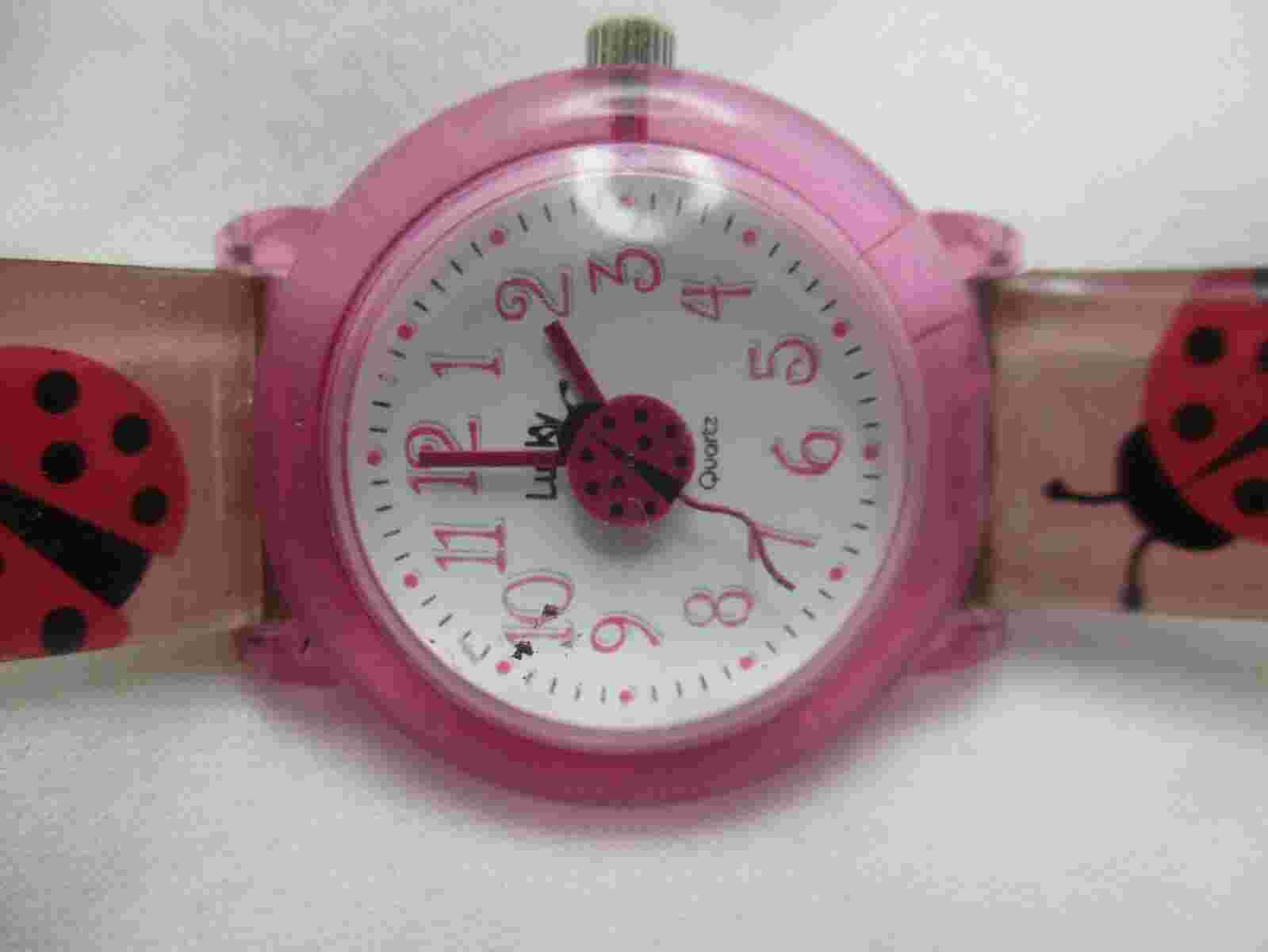 Lucky Wristwatch Pink Ladybug Buckle Band Round Face Stylish