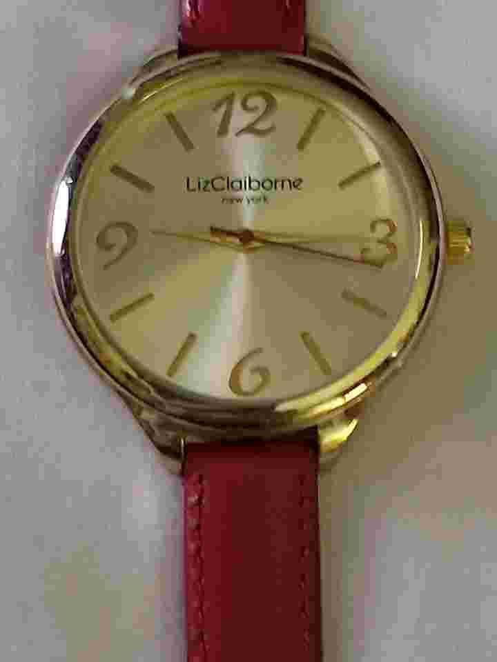 Womens LIZ CLAIBORNE watch ROSE GOLD Dial Pink Leather Band needs battery