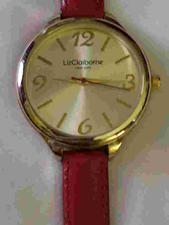 Womens LIZ CLAIBORNE watch ROSE GOLD Dial Pink Leather Band needs battery