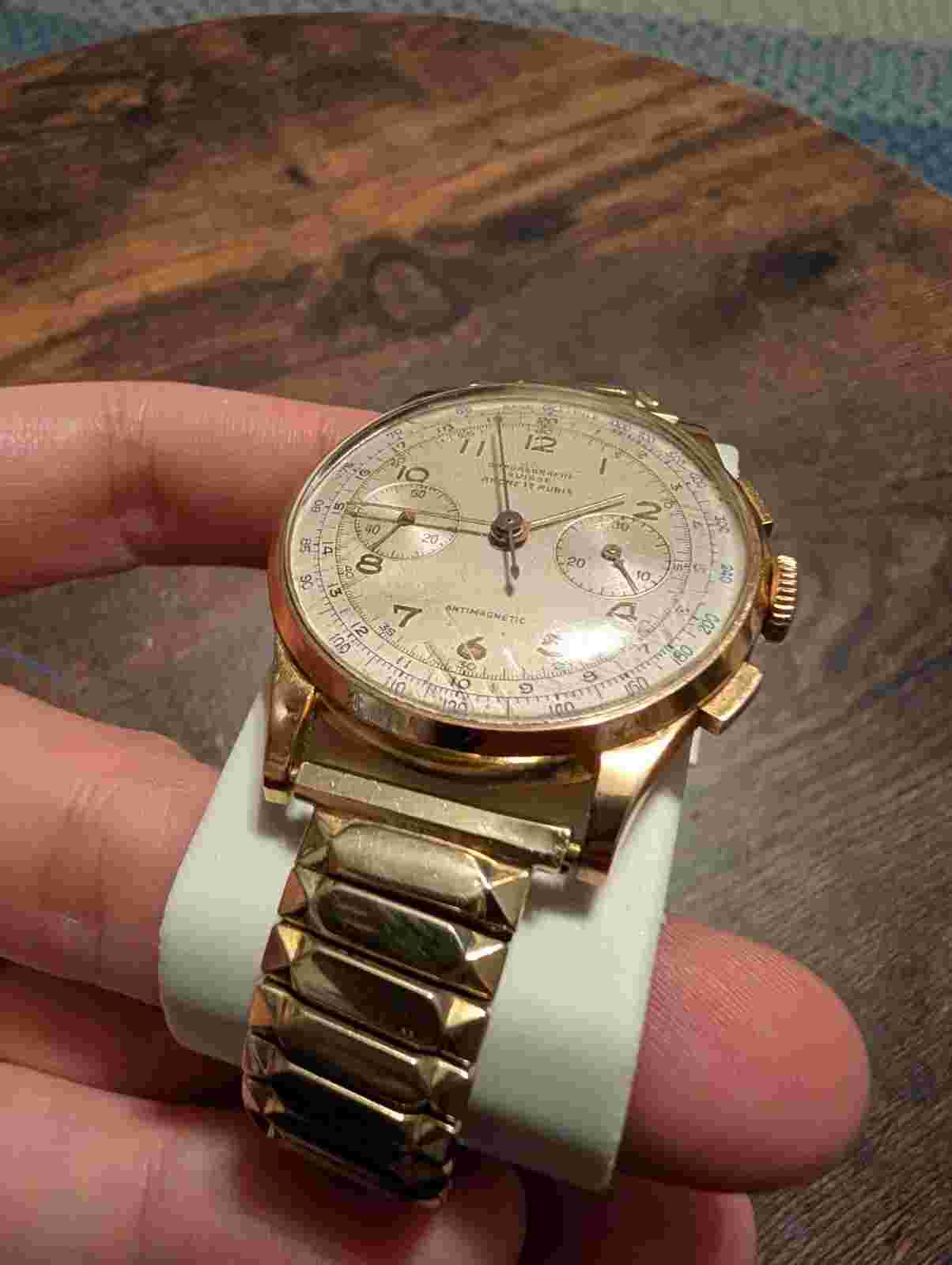 Chronographe Suisse Ancre 17 Rubis Men's 18k Solid Gold Watch