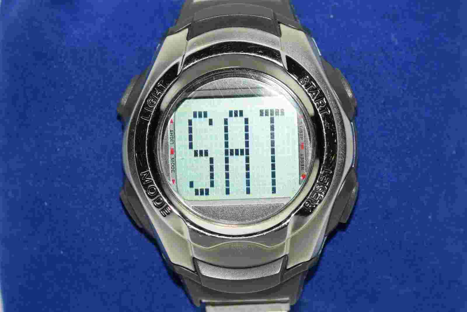 Athletic Works Men’s ATHM4838 Silver Tone Digital LCD Wristwatch Pre-owned Worki