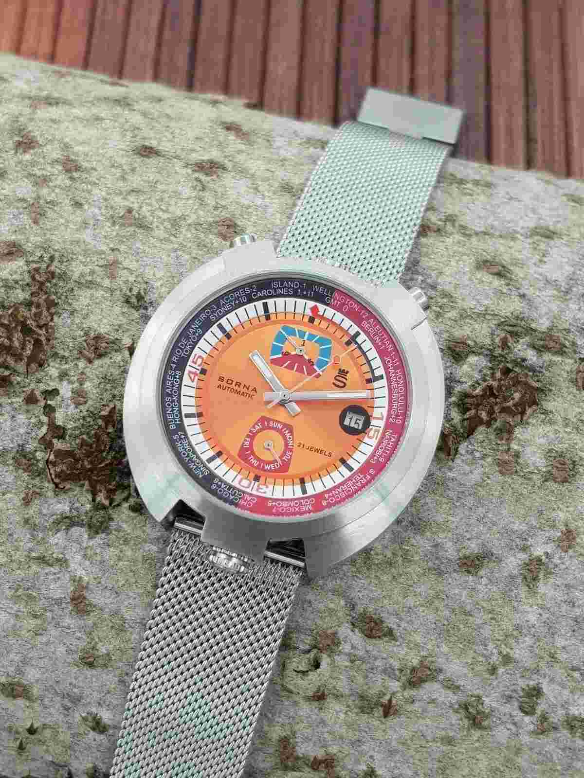 Sorna Bullhead NOS-Style automatic watch orange version new unworn mesh band