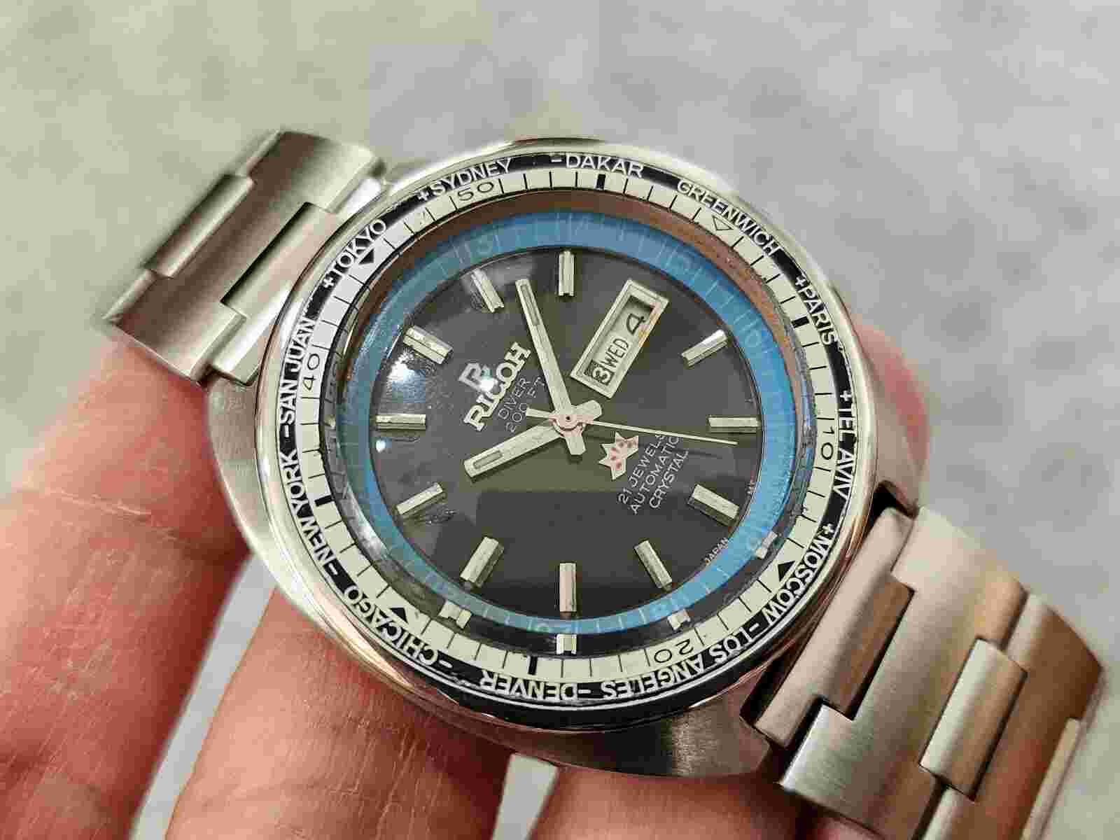 Vintage Ricoh Automatic Diver 200 FT Worldtime olympic 21 Jewels Gent rare Japan