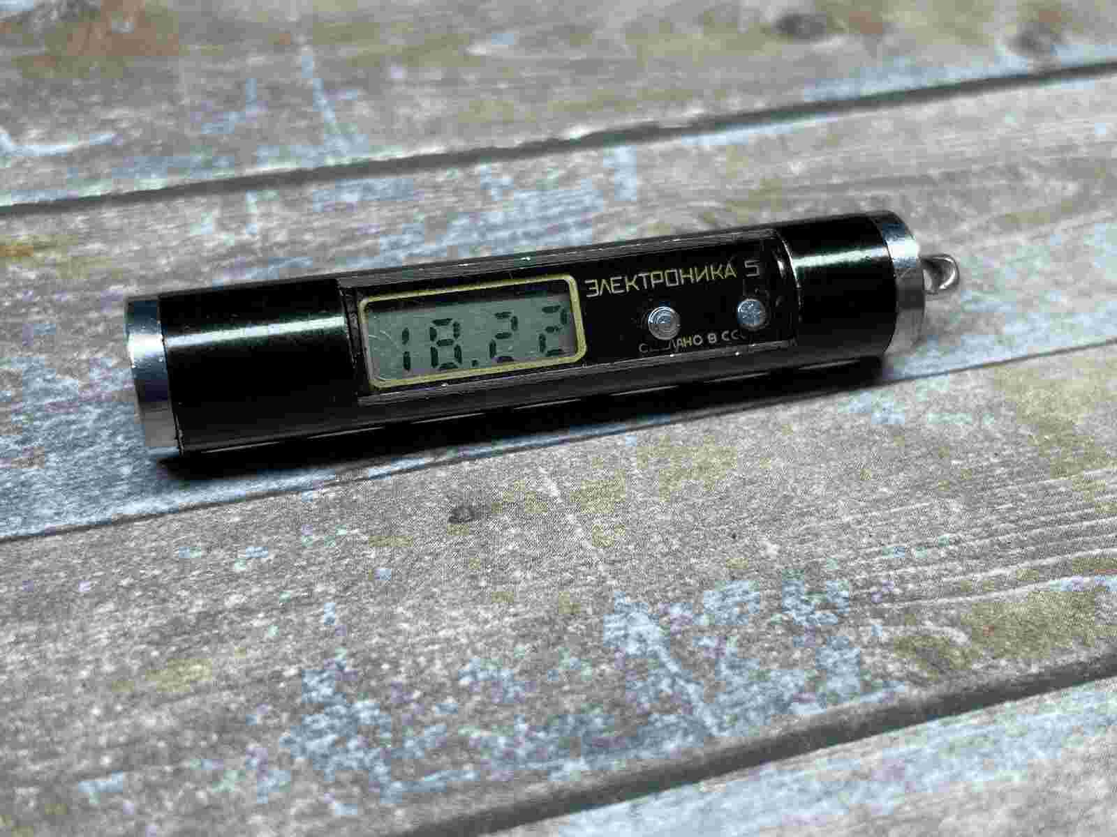 Elektronika 18391 Watch Pendant Original Soviet Women's Digital Watch 1980s
