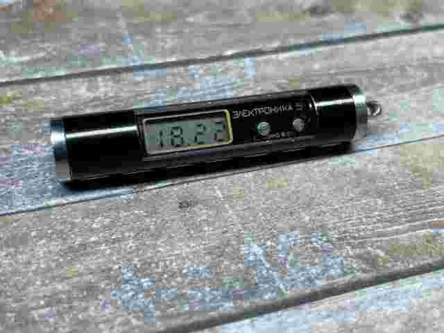 Elektronika 18391 Watch Pendant Original Soviet Women's Digital Watch 1980s