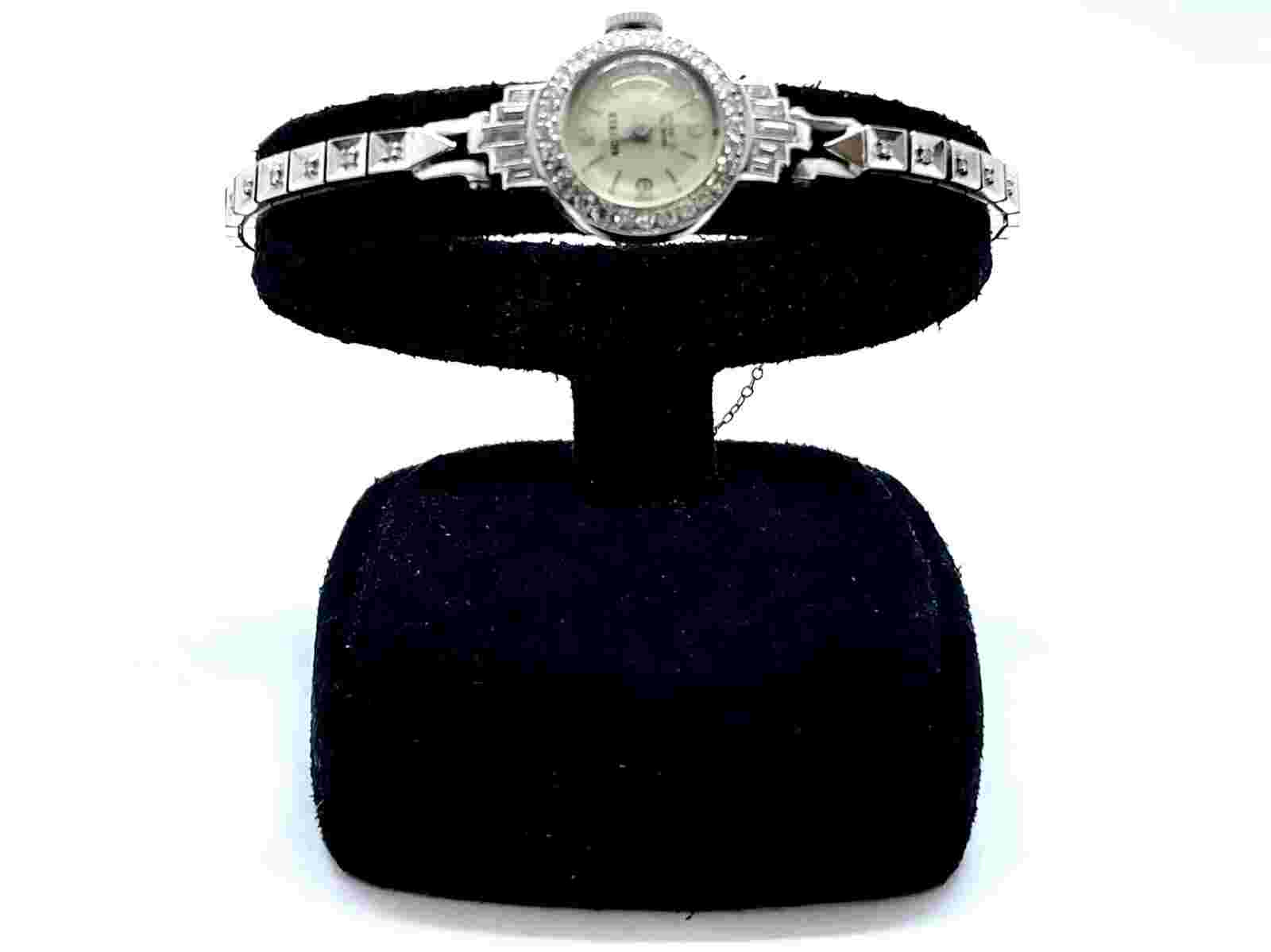 LADY'S NASTRIX PLATINUM WHITE GOLD & DIAMOND WATCH WITH 17 JEWEL SWISS INCABLOC