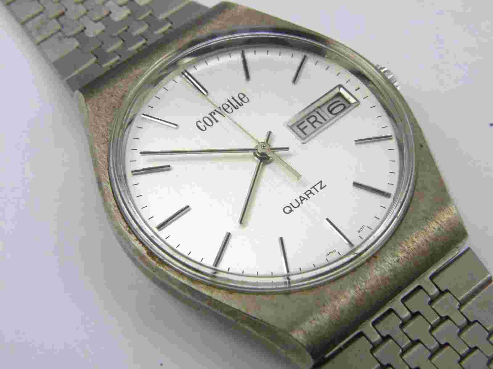 Mens Vinatge Corvette Quartz Day/Date Sports Watch