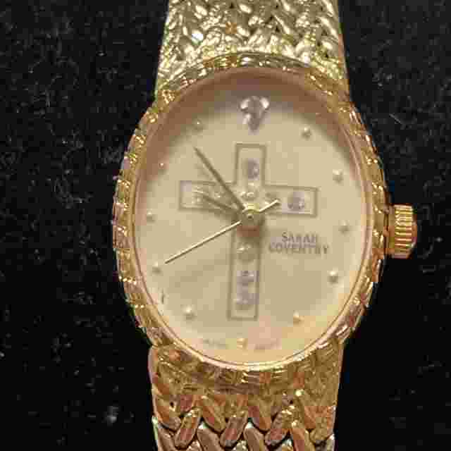 Womens Gold Sarah Coventry Wristwatch Christian Cross Faux Diamonds 8 “