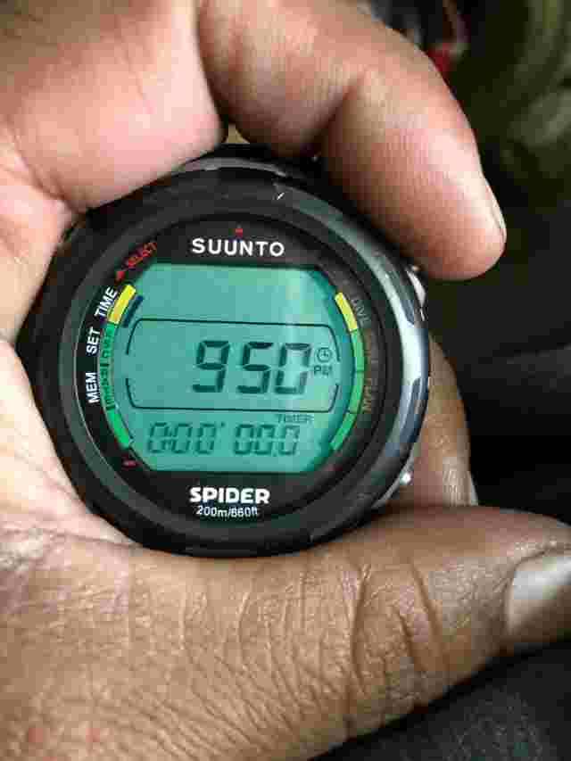 Vintage Sunnto Spider Computer Scuba Dive Digital Quartz Men's Wristwatch