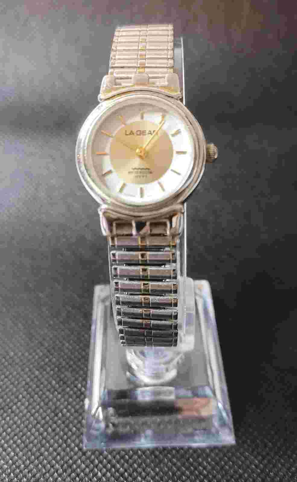 LA Gear Womens Watch Two Tone Case Stretch Bracelet Quartz Three Hands Untested