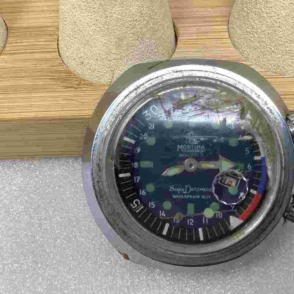 Mortima Super Datomatic 21 Jewels Rare 2 Crown Vintage 70s W138
