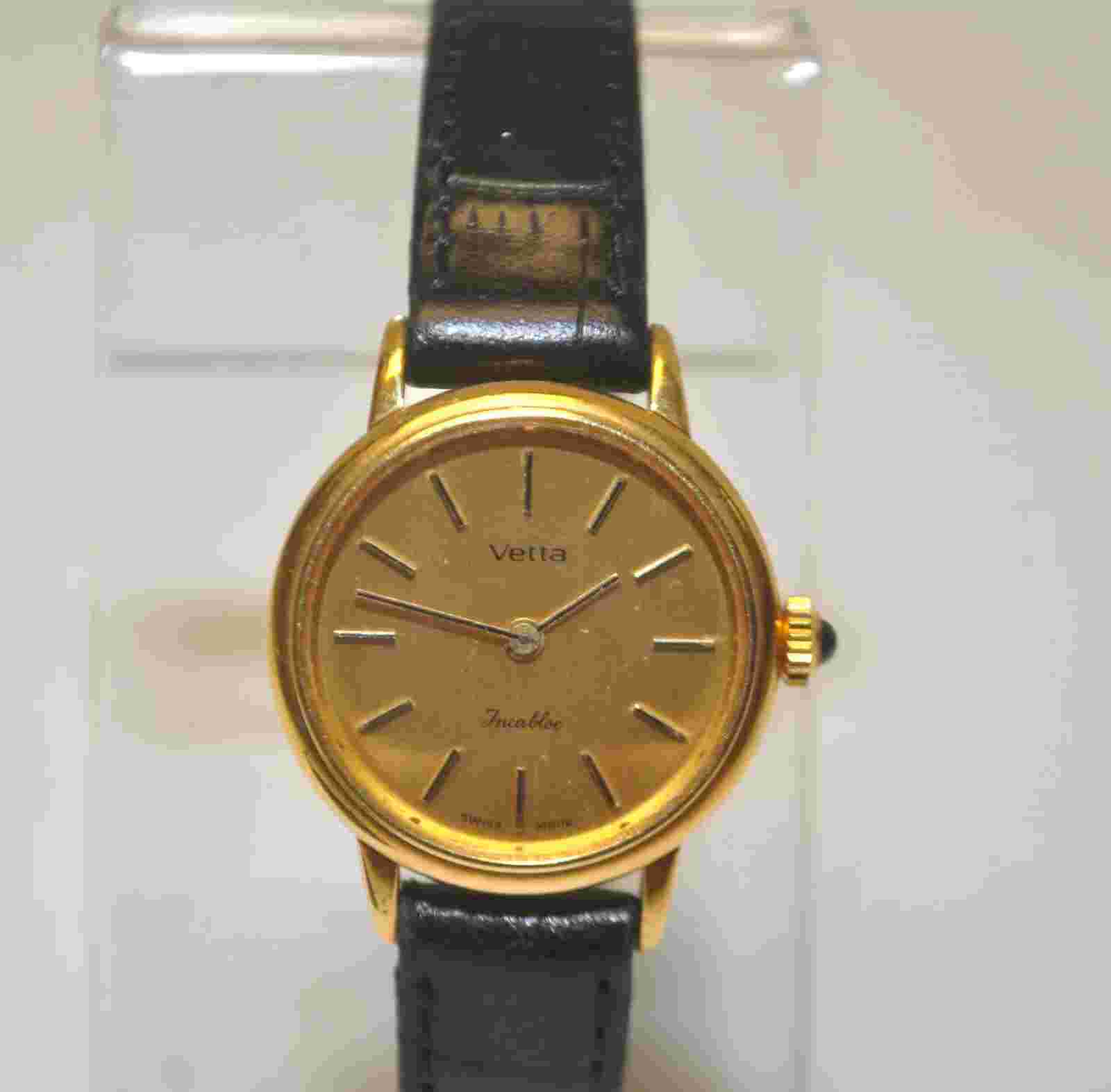 Stunning VETTA Incabloc 18k Yellow Gold 17J Manual Wind 26mm Swiss Women's Watch