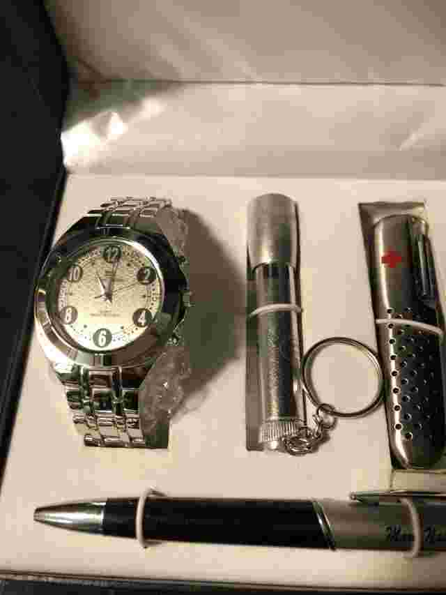 Mark Naimer Men's Watch, Pocket Knife, Pen Light And Ink pen New in Box