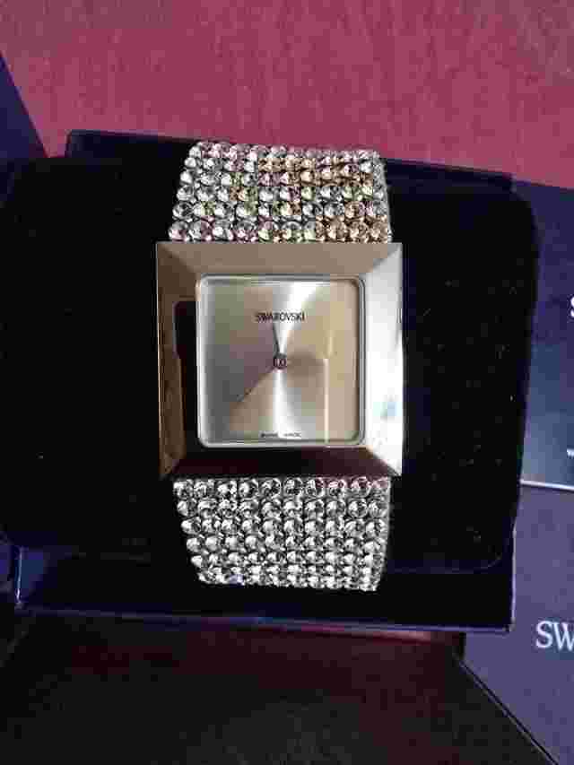 SWAROVSKI Crystal Mesh Watch Rare Vintage Plus Braclet Set RRP £800