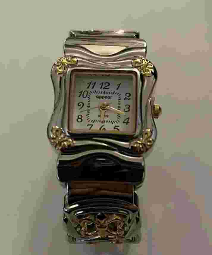Bay Studio Woman Dial Wristwatch Cuff Band Bracelet Slip On Silver Gold