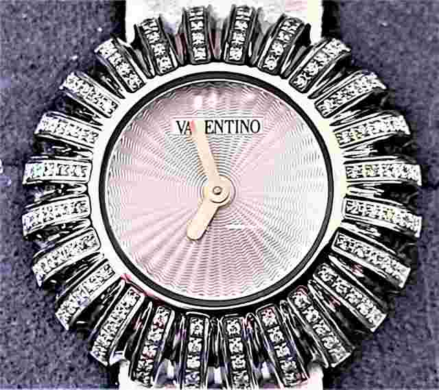 NEW Valentino Swiss Movement Ladies Diamonds Watch V44SBКQ9101S001