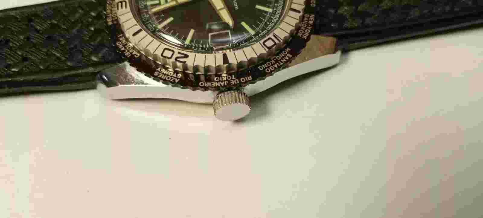 VINTAGE INGRAHAM DIVER STYLE WORLD TIME WATCH...FOR REPAIR...PLS READ