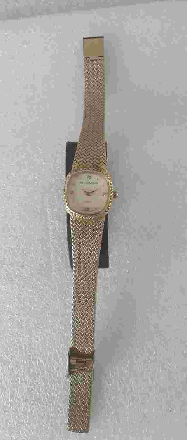 J B CHAMPION  Ladies Beautiful Quartz Watch With A Adjustable Bracelet