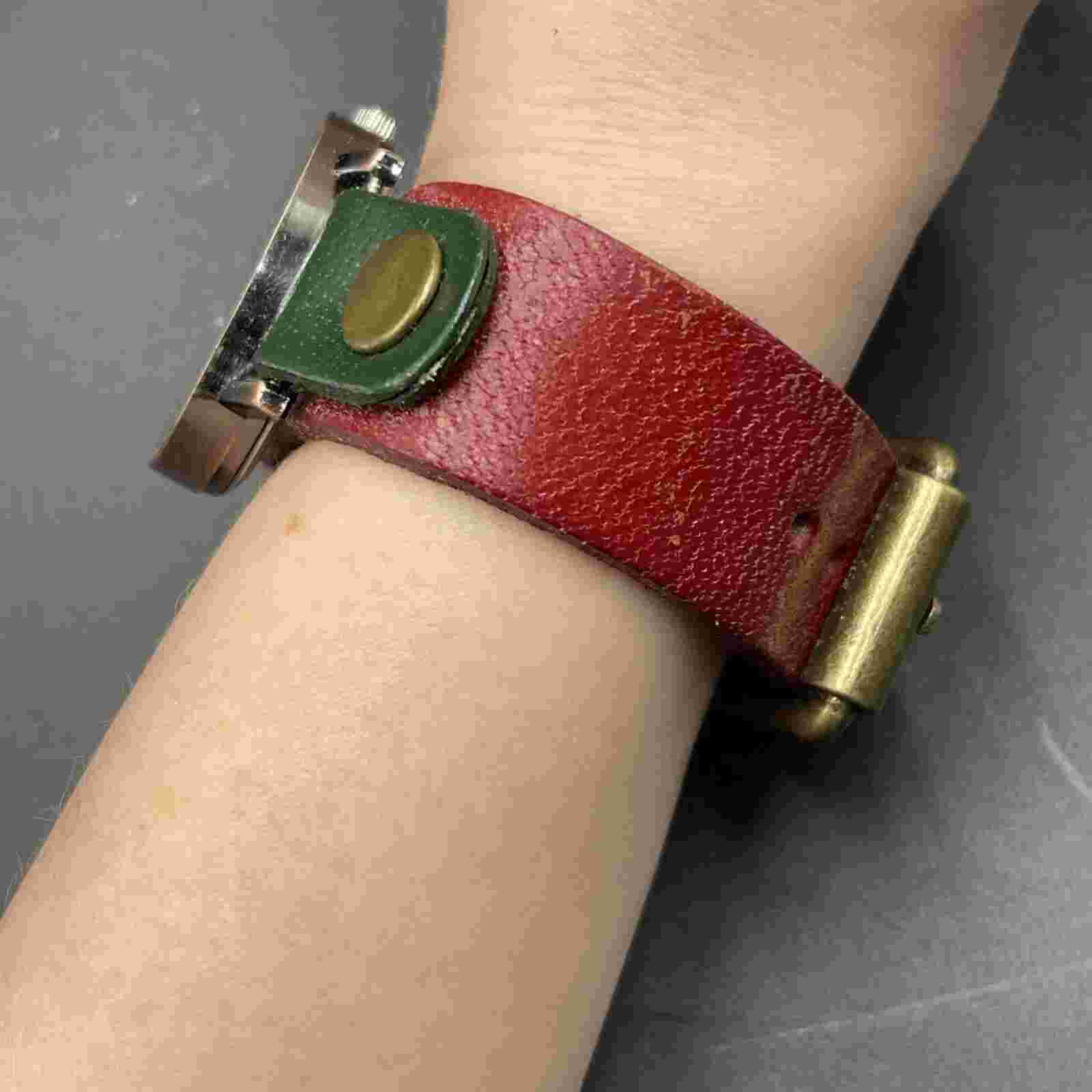 Strada Quartz Watch Brand NEW Leather Band Brown Green Round Face White Numbers