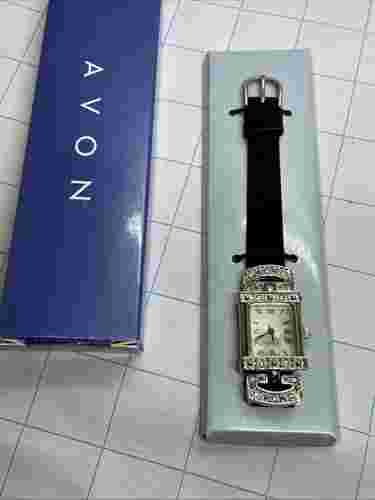 Pre-Owned Vintage Avon Women's Silver Tone Rhinestone Bezel F17312 Quartz