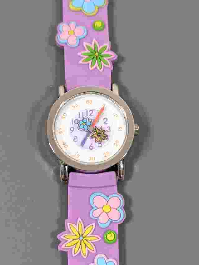 Solo Time Kids Flower Purple Silicone Band Watch New Battery
