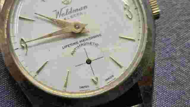 Vintage Woldman Electra Diamond Tooled Wristwatch