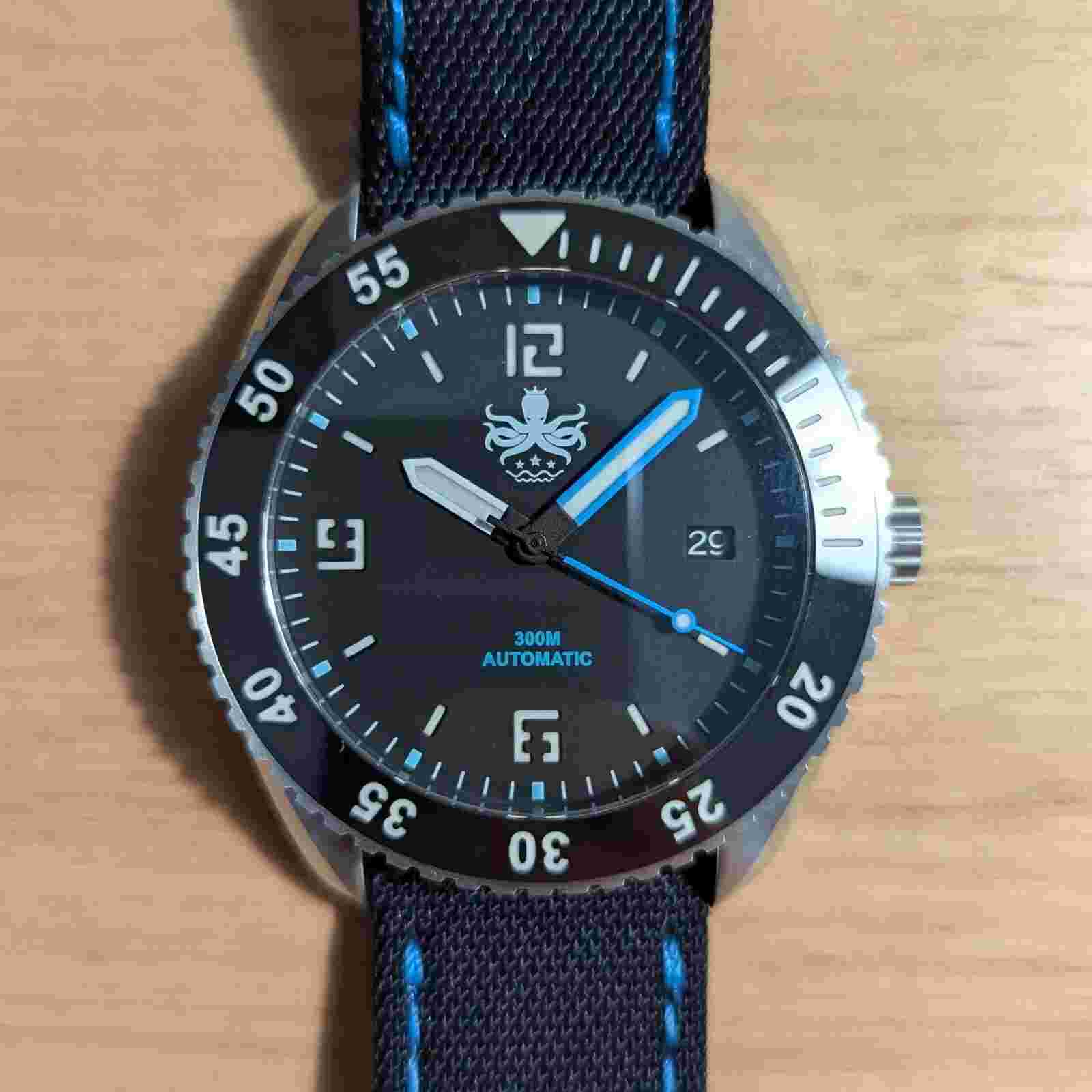 Phoibos Reef Master 300M Automatic Diver Watch - READ DESCRIPTION!