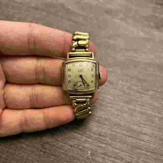Vintage Elgin Deluxe Mens Watch 10k Gold Filled