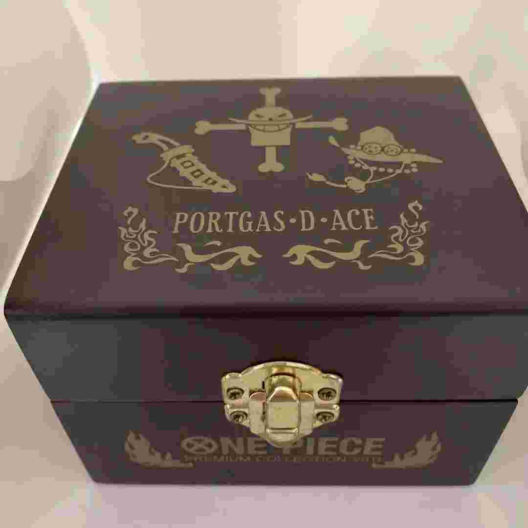 ONE PIECE official Watch  Fire Fist Ace Memories of Flame Limited Edition