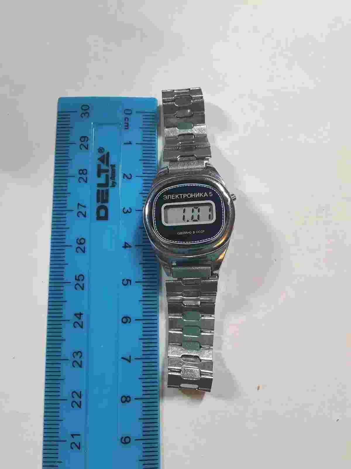 Electronika 5 USSR Watch RARE Original Soviet Vintage Electronica LCD Led