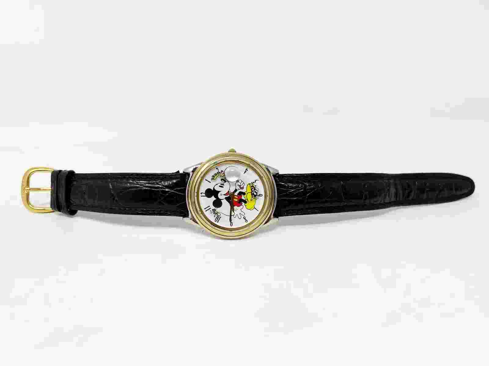 Vintage Mickey Mouse Watch Disney Store 90s Bugs Magnifying Glass WORKING C2